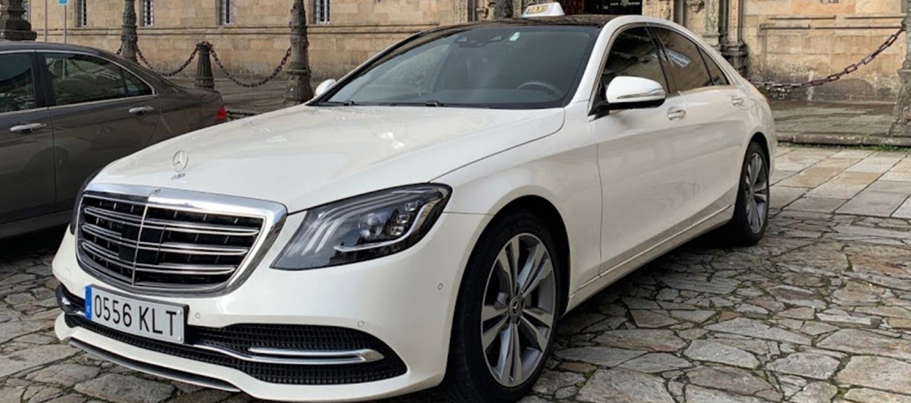 taxi blanco